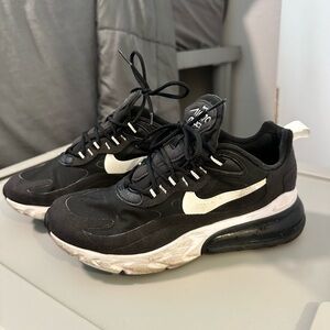 Nike Air Max 270 React